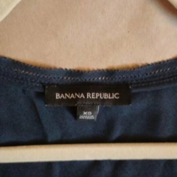 Banana Republic Blue Sleveless Summer  Top  XS - Picture 6 of 6
